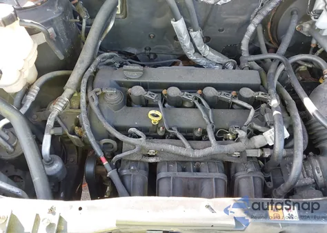 2010 Ford Escape Xlt из США, поврежденный, VIN 1FMCU0D78AKA93506